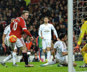 Van Gaal sốc vì siêu phẩm đánh gót của Rooney