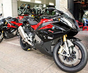 BMW S1000RR 2016 đầu tiên đến Việt Nam