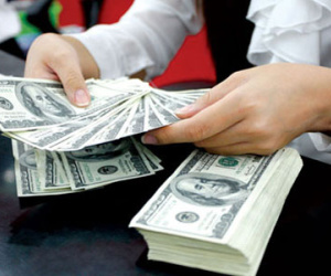 USD ngân hàng rớt giá mạnh