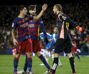 Bị chơi xấu, Suarez suýt tẩn đối thủ, Enrique nổi cáu