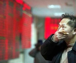 Trung Quốc vung tiền không ngăn nổi chứng khoán sập sàn