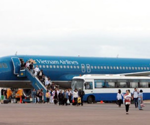 Máy bay Vietnam Airlines xin hạ cánh ưu tiên do trục trặc phanh