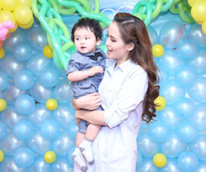 Con trai Diễm Hương tinh nghịch trong ngày sinh nhật