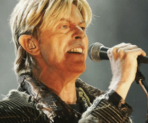 Huyền thoại David Bowie qua đời sau 18 tháng đấu tranh với ung thư
