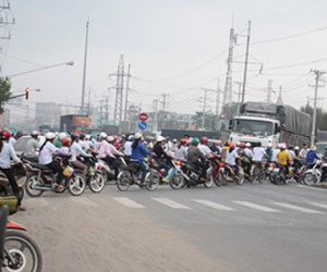 Long An: Thưởng tết công nhân bằng… 10 tô phở