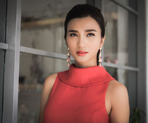 "Ồn ào phá vỡ gia đình Huy Khánh là vết sẹo cuộc đời"