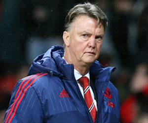 Ông chủ M.U nổi giận, hạ lệnh "trảm" Van Gaal