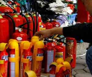 Trang bị bình chữa cháy cho ô tô: Xảy ra cháy là phải chạy?