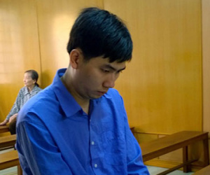 Cháu chuốc thuốc mê ông bà ngoại, cướp lô đồ cổ 1,6 tỷ