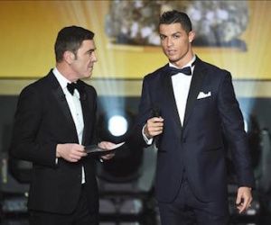 Đừng buồn Ronaldo, Quả bóng vàng vốn đã không công bằng