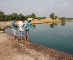 Hai chị em ruột đuối nước tức tưởi dưới hầm đất bỏ hoang
