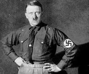 Những bức ảnh chụp Hitler mà trùm phát xít muốn che giấu mãi mãi