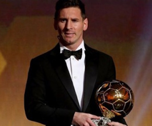 Siêu sao Messi lần thứ 5 giành Quả bóng vàng