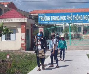 Thầy giáo lấy cắp đề thi, gạ tình 7 nữ sinh: Đồng nghiệp nói gì?