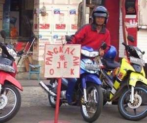 Xe ôm hôi nách không được hành nghề ở Indonesia