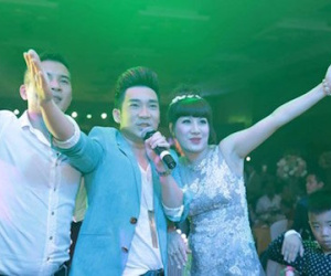 Đại gia Thái Bình chi tiền tỷ mời 50 sao hát mừng vợ