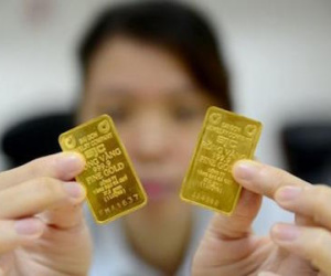 SJC từ chối mua vàng một chữ: Thao túng ép giá?