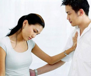 Sự thật bẽ bàng khi chồng ngoan đổ bệnh cho vợ