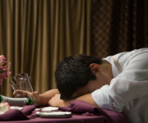 Làm gì để cắt cơn say nhanh chóng?