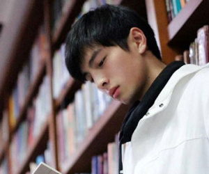 Nam thần đại học phá vỡ kỷ lục tìm kiếm trên mạng xã hội