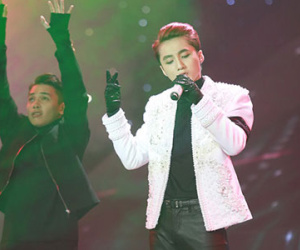 Sơn Tùng M-TP mở màn đêm liveshow thứ ba The Remix
