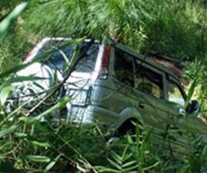 Xe ôtô đi ăn cưới về rơi xuống vực sâu, 3 người tử vong tại chỗ