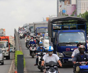 Cầu vượt thép không an toàn