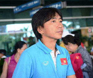 "VFF chưa quyết định chia tay HLV Miura"