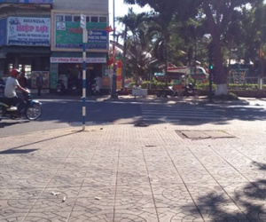 Nghi can bắn chết người lúc ăn tối bị tâm thần