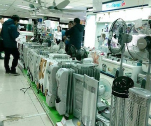 Hà Nội rét đậm, quạt, túi sưởi cháy hàng
