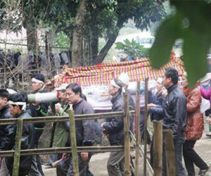 Tang trắng bản Mường sau vụ sập mỏ đá, 8 người chết