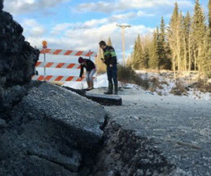 Alaska động đất mạnh 7,1 độ Richter, hàng ngàn người mất điện
