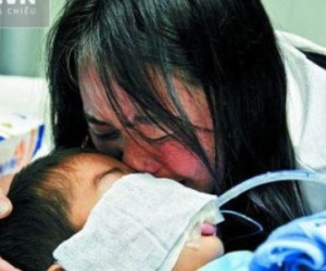 Bé 5 tuổi bị ung thư phổi và nguyên nhân khiến cả nhà “chết đứng”