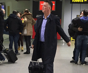Van Gaal giận dỗi bỏ về Hà Lan