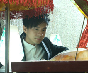 Đan Trường đến nhìn bầu sô Duy Ngọc lần cuối