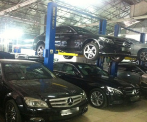 Dùng xăng A95, hàng loạt ôtô chết máy