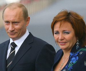 Putin: "Gả chồng cho vợ cũ trước, tính chuyện bản thân sau"