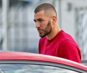 Hôm nay, Benzema tiếp tục hầu tòa