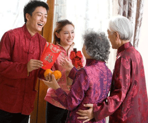 Được những tuổi này xông đất gia chủ sẽ phát tài, phát lộc