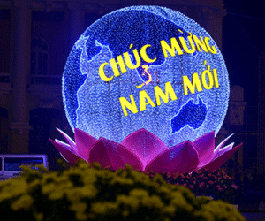 Phố phường Hà Nội rực rỡ đón Tết Bính Thân