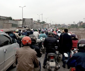 Tắc đường kéo dài ở Quốc lộ 5