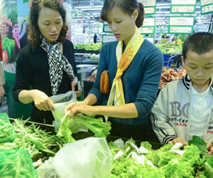 Thịt tươi tăng giá trong ngày Tết ông Táo