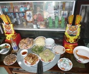 Mâm cỗ cúng ông Công ông Táo gồm những món gì?