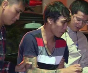“Ngáo đá” khống chế 2 cháu bé, dọa dội nước sôi