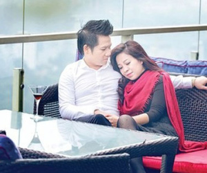 Người phụ nữ 2 bằng đại học nhưng bỏ hết tương lai vì Trọng Tấn