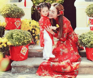Elly Trần bức xúc khi hai con bị đem ra so sánh với những em bé khác