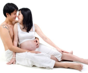 "Lên đỉnh" khi mang thai có dễ dẫn đến sẩy thai không?