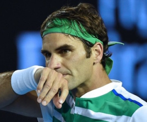 Phẫu thuật gối, cơ thể Federer bắt đầu phản chủ?
