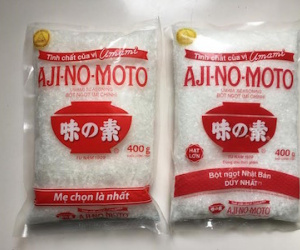 Dân buôn tiết lộ bí kíp phân biệt mì chính thật, giả