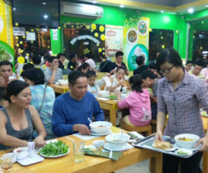 Hàng quán, dịch vụ kiếm bộn tiền ngày cận Tết